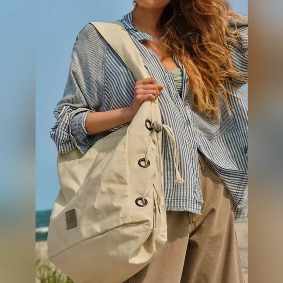 We The Free Cream Tote Bag - Picture 1 of 4